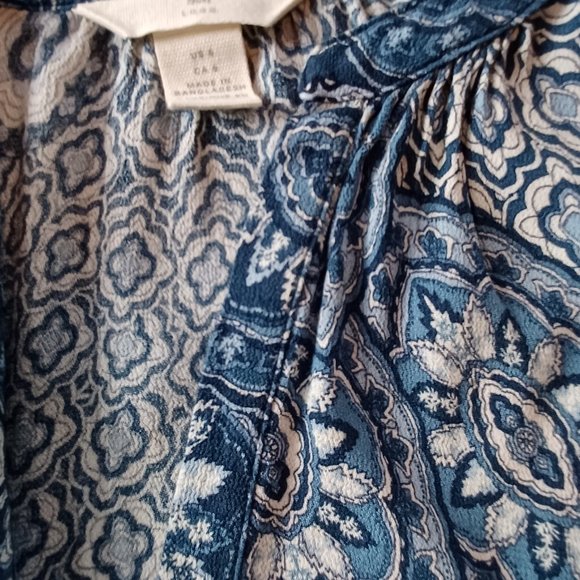 H&M Boho Blue and White Print V-neck Blouse size 6 - Picture 5 of 5